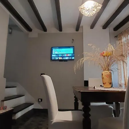 別荘 Montegrazie インペリア